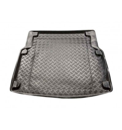 Protector maletero P.E. Mercedes W212 E - CLASS Limousine without a plastic filler behind the back seats (2009 - 2016)